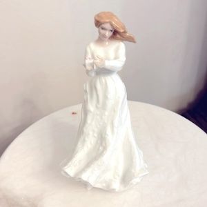 Royal Doulton HN 3390 Thank You Figurine Bone China England.